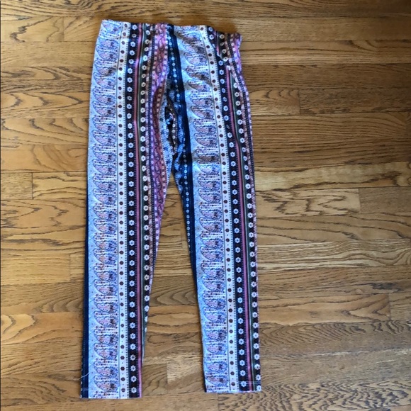 Belle du Jour  2 Piece Legging and Top Set - Picture 7 of 7